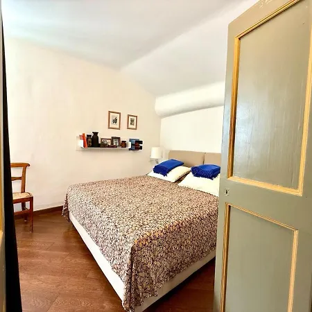 La Mansarda Al Porto Di ジェノヴァ